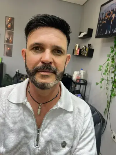 Depois prótese capilar cliente 2